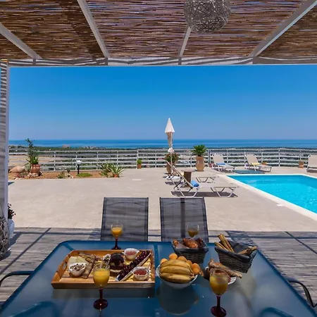 Haravgi 5 Bedrooms *