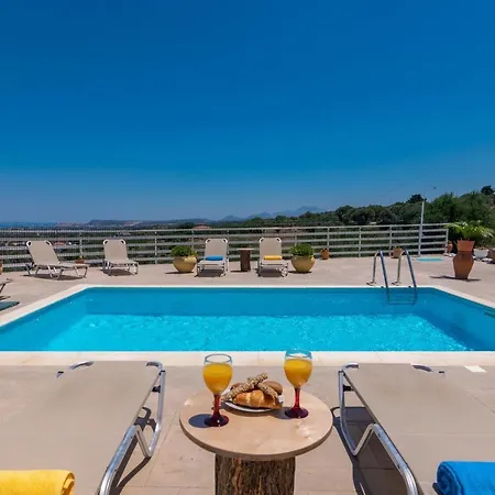 Haravgi 5 Bedrooms * Agia Triada
