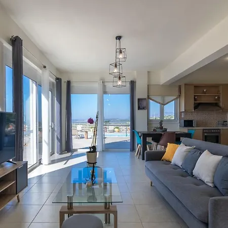 Haravgi 5 Bedrooms Villa